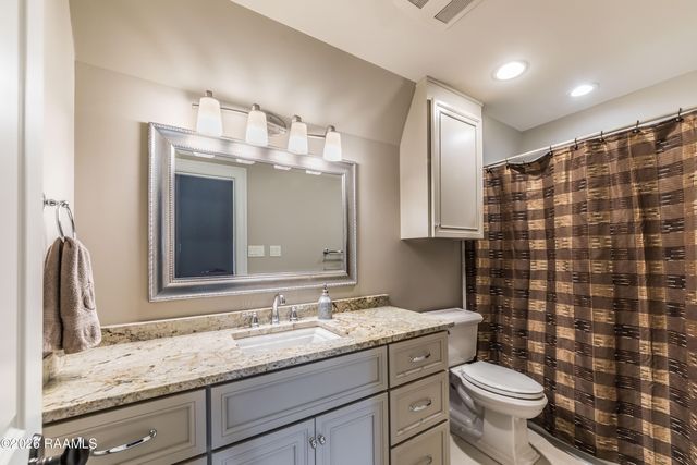 100 Shannon Road, Lafayette, LA 70503