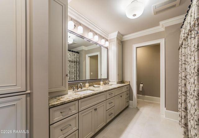 100 Shannon Road, Lafayette, LA 70503