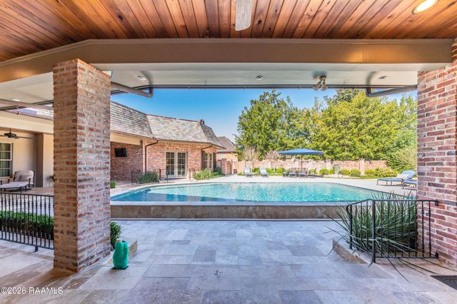 100 Shannon Road, Lafayette, LA 70503