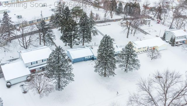 5366 N Georgetown Road, Grand Blanc Charter Township, MI 48439