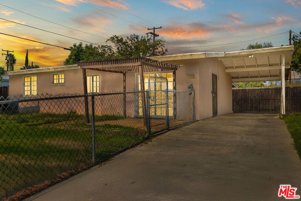 2218 Broadway Avenue, San Bernardino, CA 92410