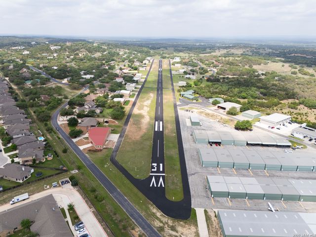 819 Flightline, Spring Branch, TX 78070