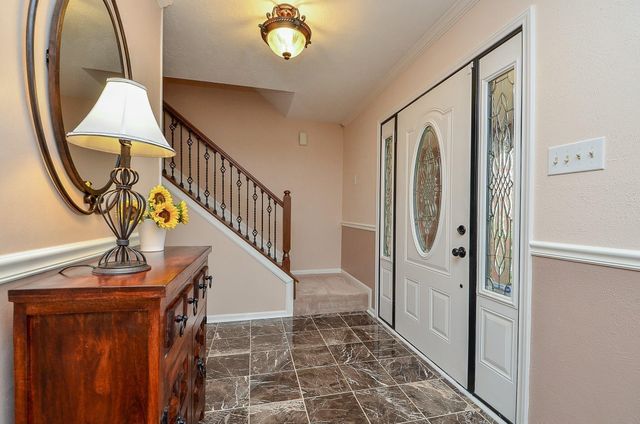 7607 Plumtree Forest Circle, Houston, TX 77095