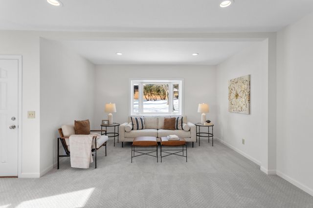 4241 Yosemite Avenue S, Saint Louis Park, MN 55416