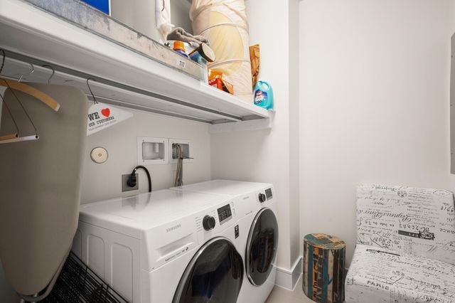 222 West Ave 2012, Austin, TX 78701