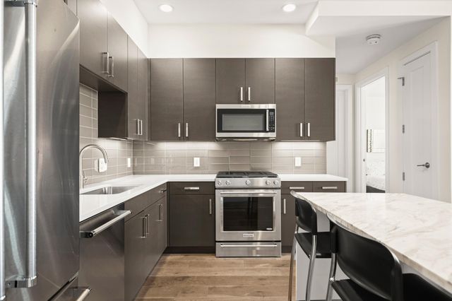 222 West Ave 2012, Austin, TX 78701