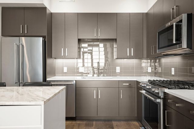 222 West Ave 2012, Austin, TX 78701