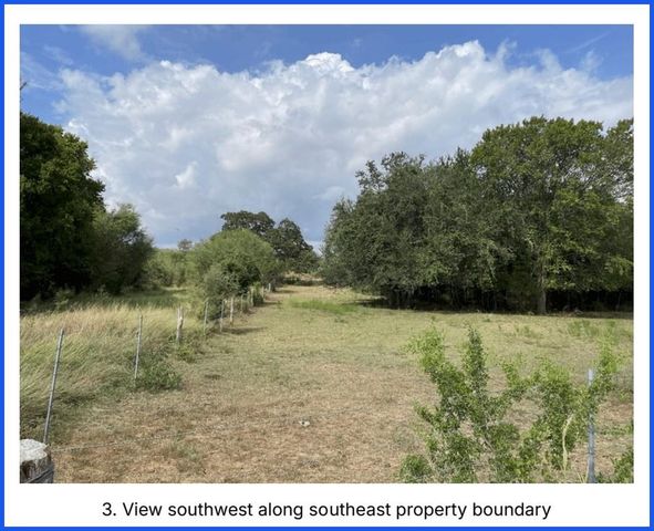 TR 5 County Road 105, Leesville, TX 78211