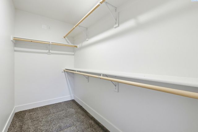 6448 W 29th Ct, Kennewick, WA 99338