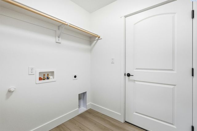 6448 W 29th Ct, Kennewick, WA 99338