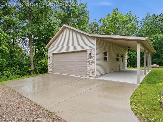 4196 Hosner Road, Oxford, MI 48370