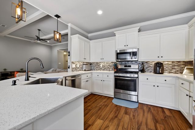 135 Hudson Branch Drive, Austin, AR 72007