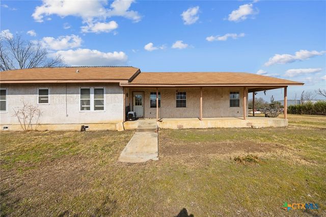 401 S Love Avenue, Florence, TX 76527