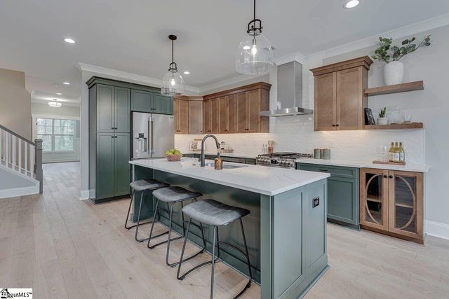 127 Terrace Circle, Simpsonville, SC 29681