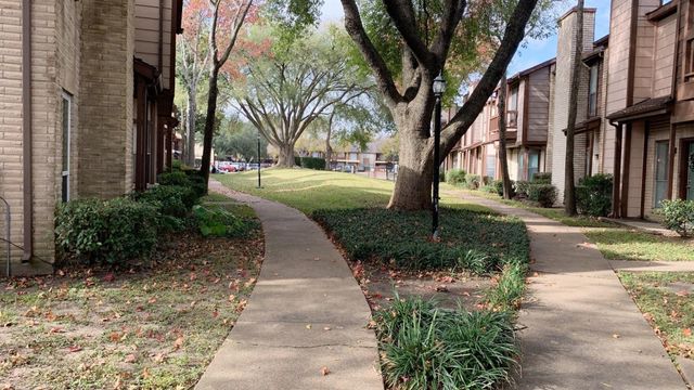12500 Brookglade Circle 171, Houston, TX 77099
