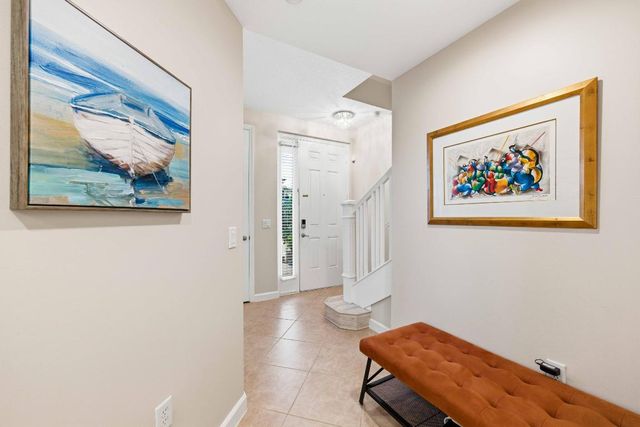 11850 Valencia Gardens Avenue, Palm Beach Gardens, FL 33410