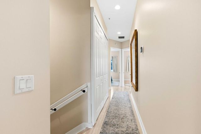 11850 Valencia Gardens Avenue, Palm Beach Gardens, FL 33410