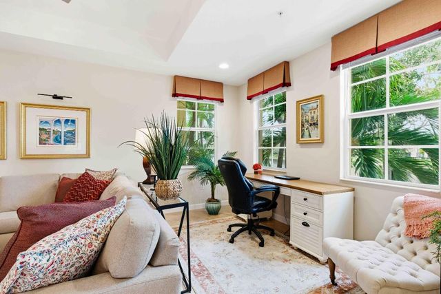 11850 Valencia Gardens Avenue, Palm Beach Gardens, FL 33410