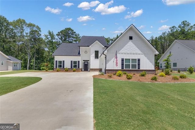 147 Wolf Creek Cove, Lagrange, GA 30240