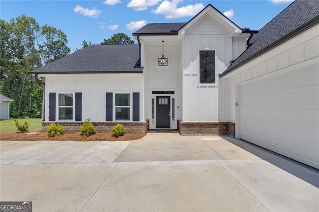 147 Wolf Creek Cove, Lagrange, GA 30240