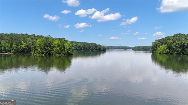 147 Wolf Creek Cove, Lagrange, GA 30240