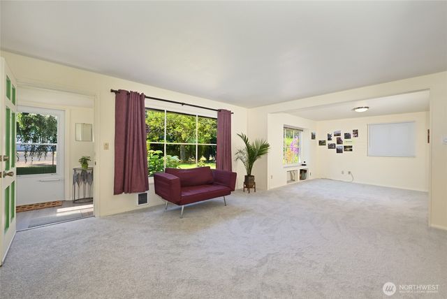 8709 116th Street SW, Lakewood, WA 98498