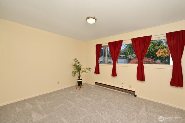 8709 116th Street SW, Lakewood, WA 98498