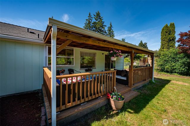 8709 116th Street SW, Lakewood, WA 98498