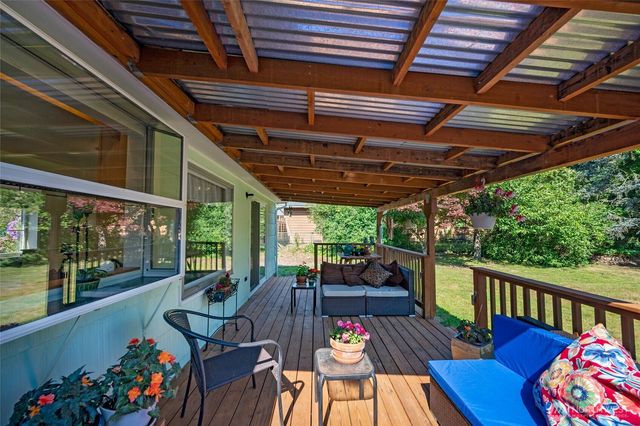 8709 116th Street SW, Lakewood, WA 98498