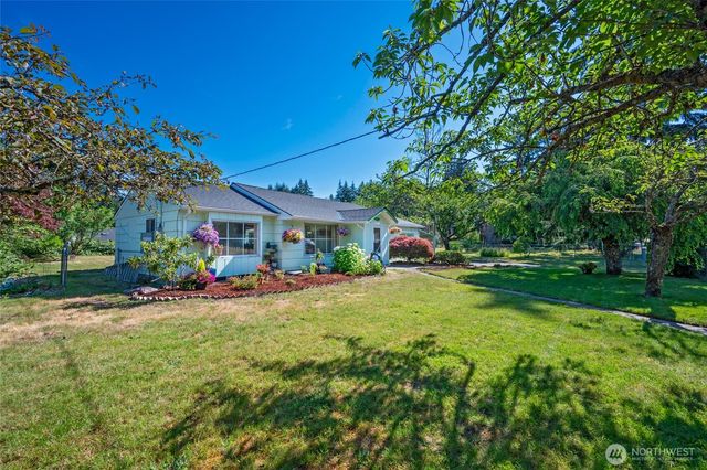 8709 116th Street SW, Lakewood, WA 98498