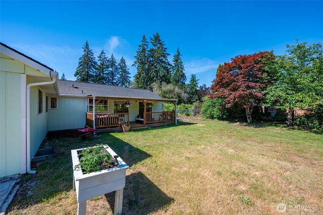 8709 116th Street SW, Lakewood, WA 98498