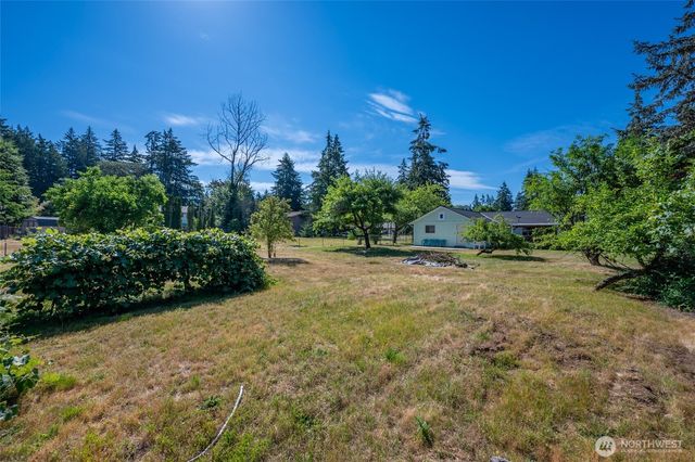 8709 116th Street SW, Lakewood, WA 98498