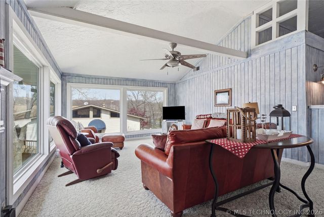 237 Private Road 101, Eucha, OK 74342