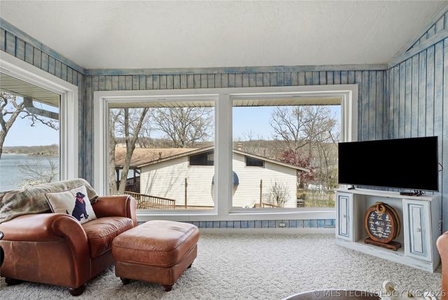 237 Private Road 101, Eucha, OK 74342