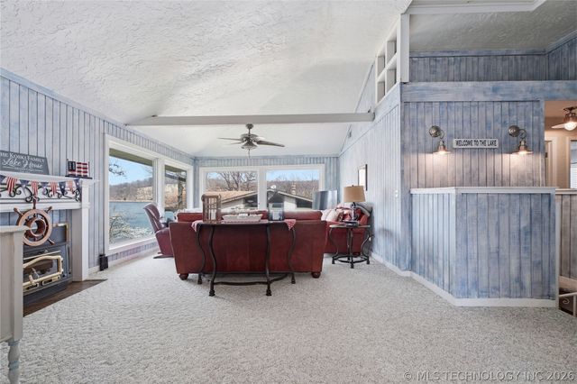 237 Private Road 101, Eucha, OK 74342