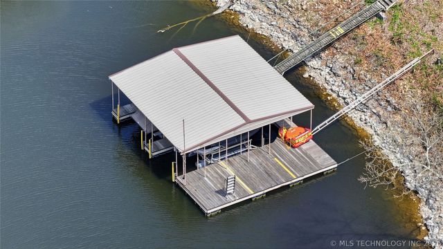 237 Private Road 101, Eucha, OK 74342