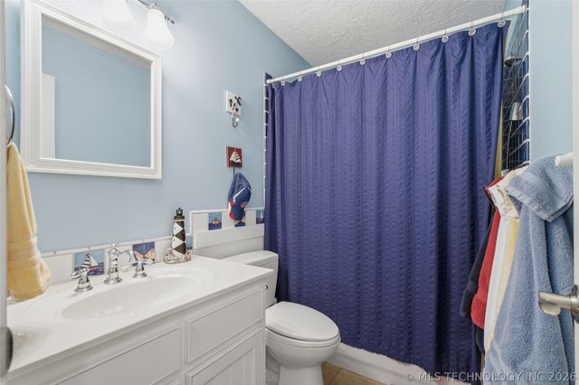 237 Private Road 101, Eucha, OK 74342