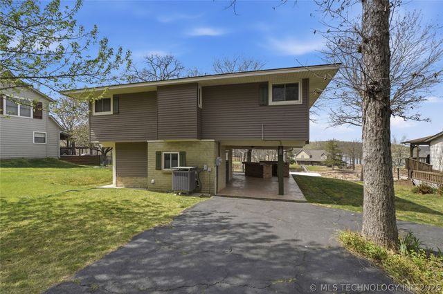 237 Private Road 101, Eucha, OK 74342