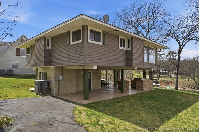 237 Private Road 101, Eucha, OK 74342