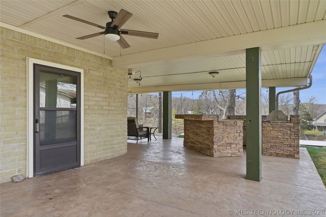 237 Private Road 101, Eucha, OK 74342