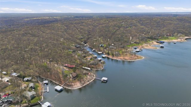 237 Private Road 101, Eucha, OK 74342