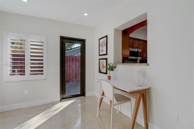 14517 SW 98th Ter, Miami, FL 33186