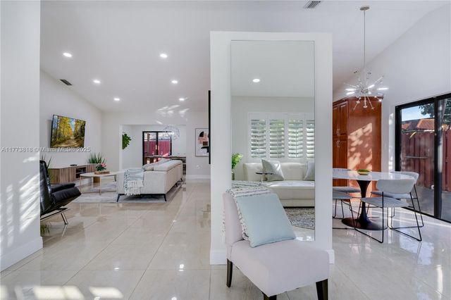 14517 SW 98th Ter, Miami, FL 33186