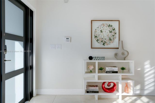 14517 SW 98th Ter, Miami, FL 33186