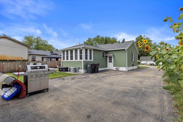 115 E Depot STREET, Silver Lake, WI 53170