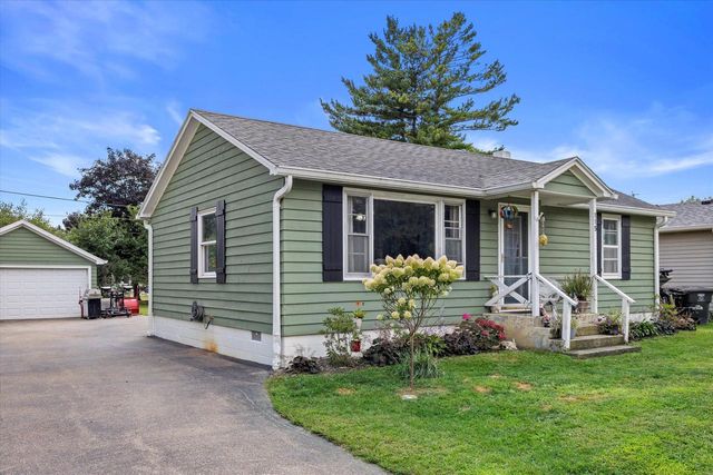 115 E Depot STREET, Silver Lake, WI 53170