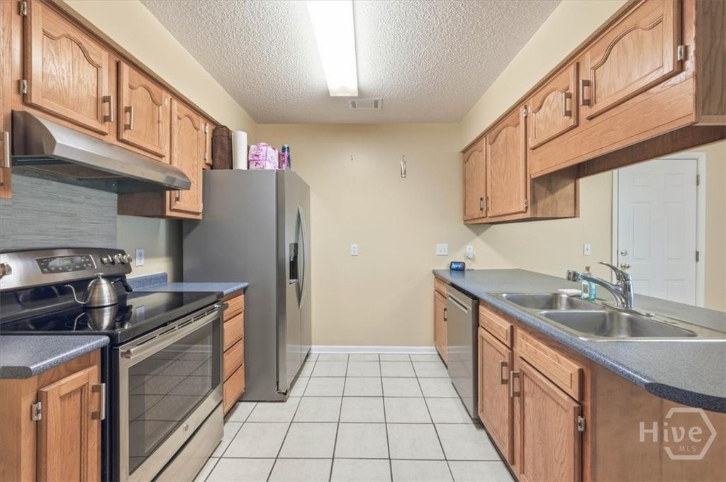 Image 12 of property listing at 807 Rosalie Court, Rincon, GA 31326