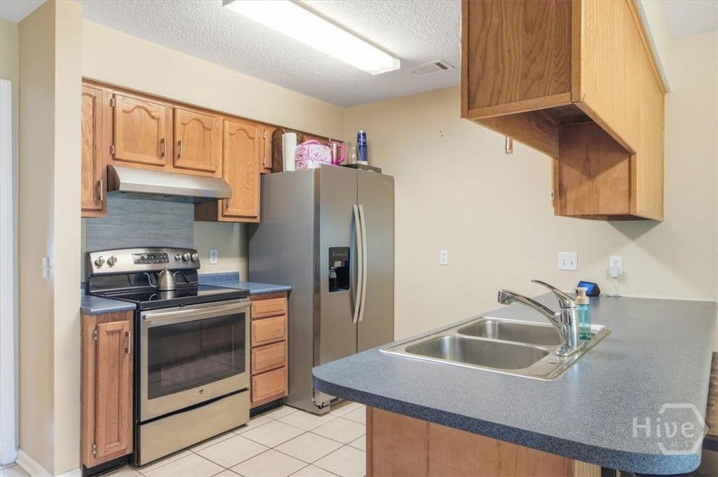 Image 16 of property listing at 807 Rosalie Court, Rincon, GA 31326