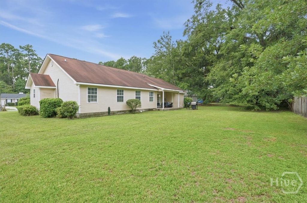Image 35 of property listing at 807 Rosalie Court, Rincon, GA 31326