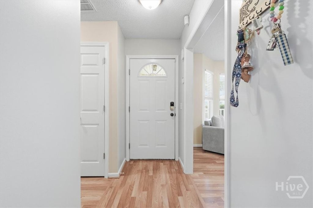 Image 5 of property listing at 807 Rosalie Court, Rincon, GA 31326